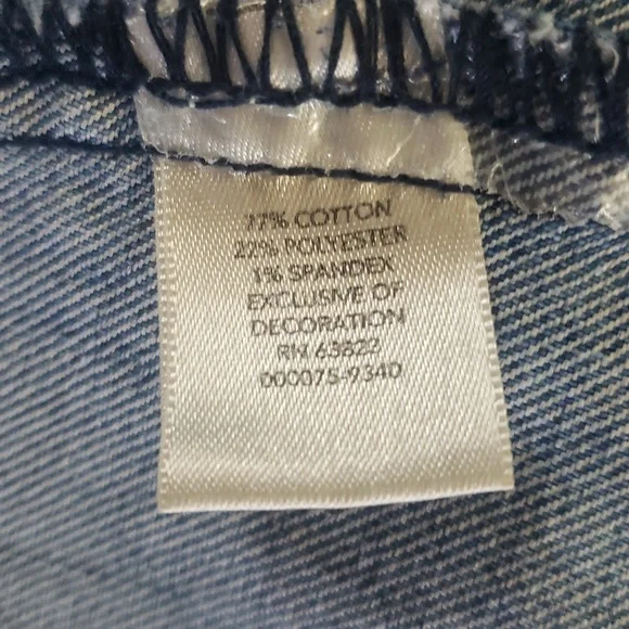 Embroidered Denim Skirt Size 4 - Picture 10 of 11